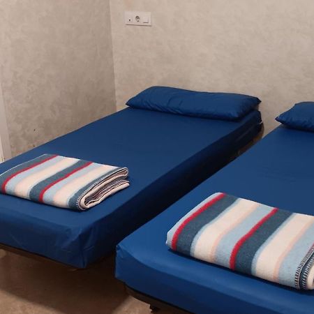 Albergue Santiago Apostol Logrono Ngoại thất bức ảnh