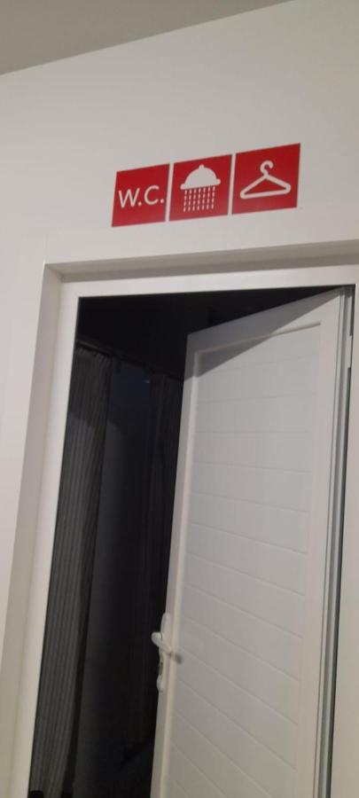 Albergue Santiago Apostol Logrono Ngoại thất bức ảnh