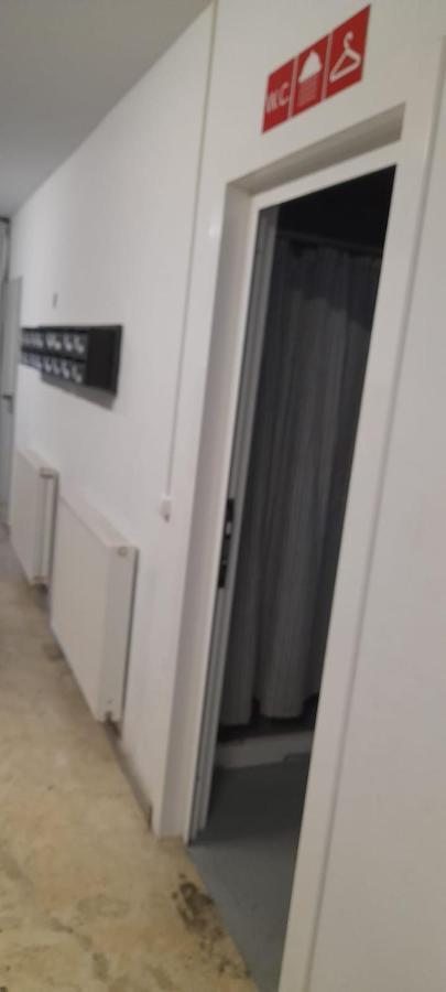 Albergue Santiago Apostol Logrono Ngoại thất bức ảnh