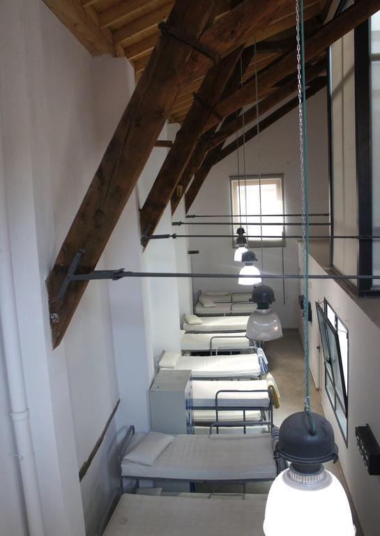 Albergue Santiago Apostol Logrono Ngoại thất bức ảnh